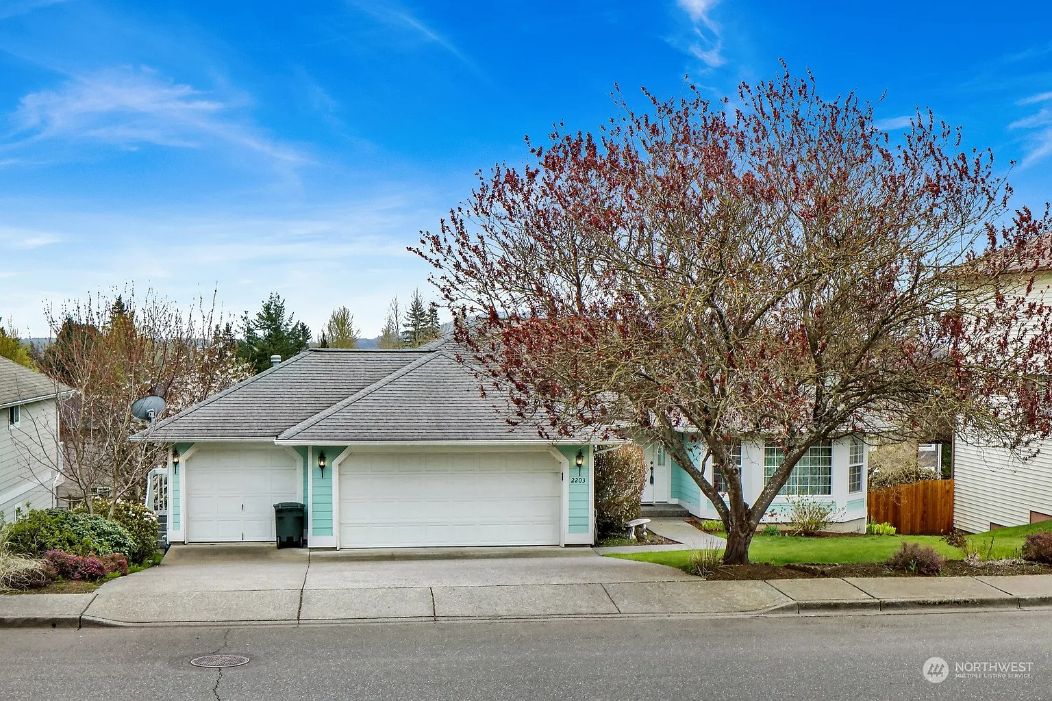 2203 Sunrise Street photo 1