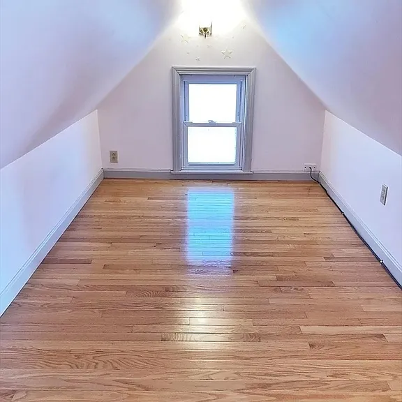 308 Belmont St #2 — Photo 15