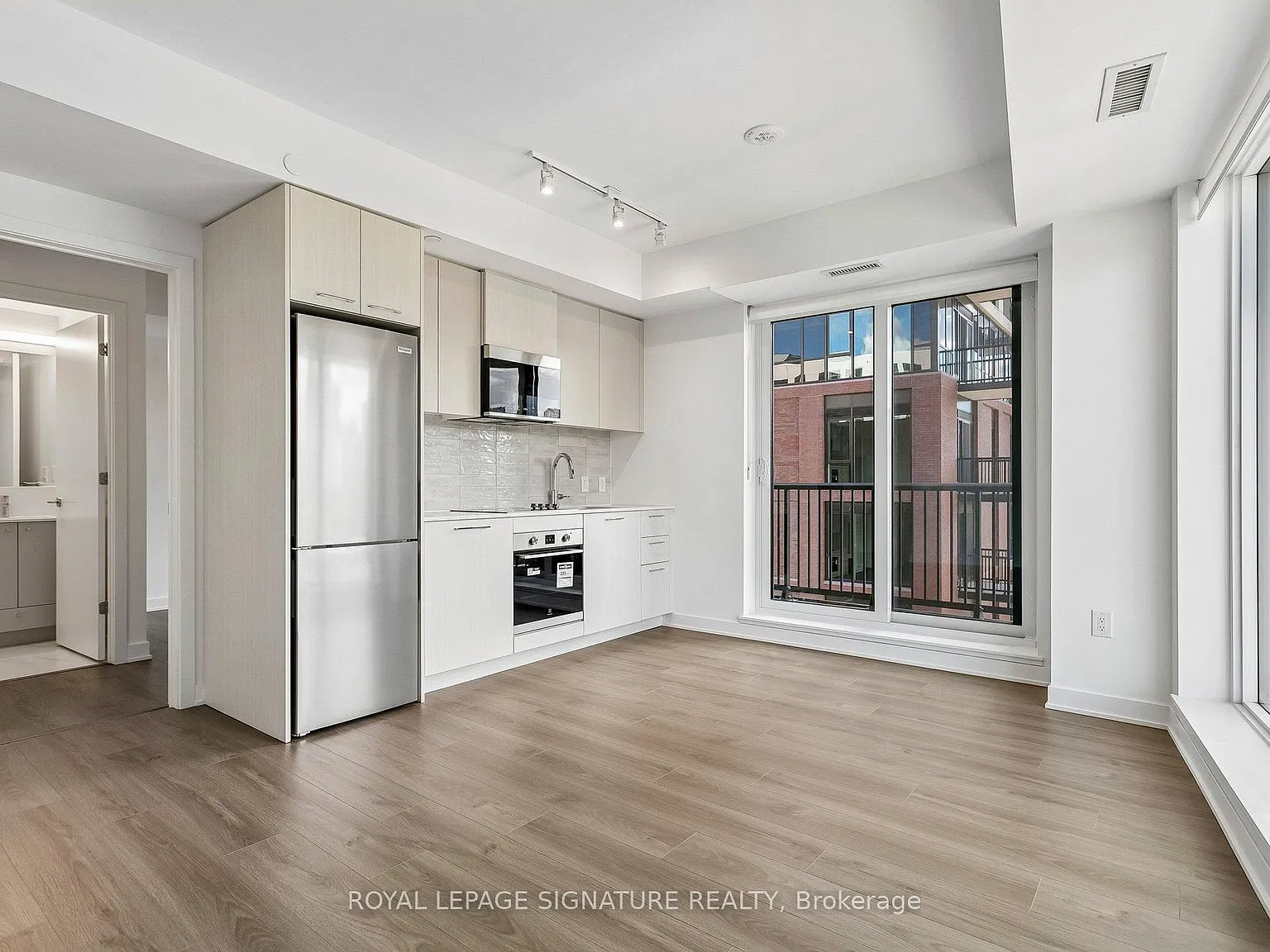 2 bed, $2,850 — Photo 4