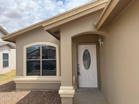 3rd image of 11968 Mesquite Lake Ln