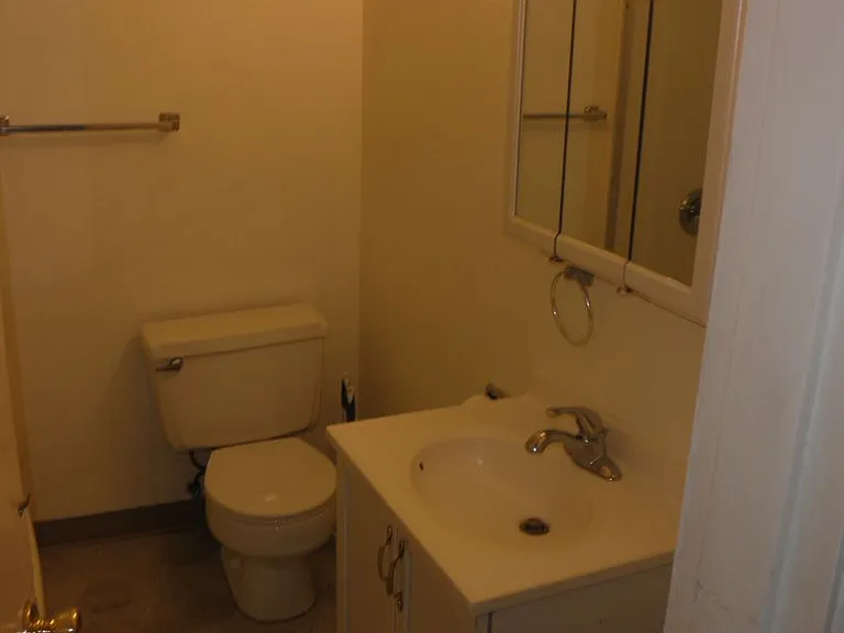 1481 Hines St SE — Photo 17