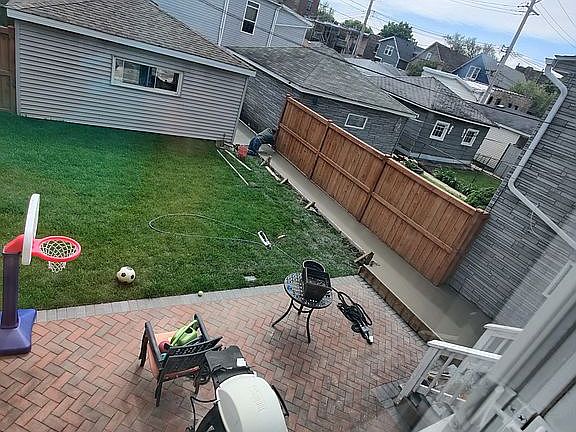 3rd image of 4121 N Kimball Ave