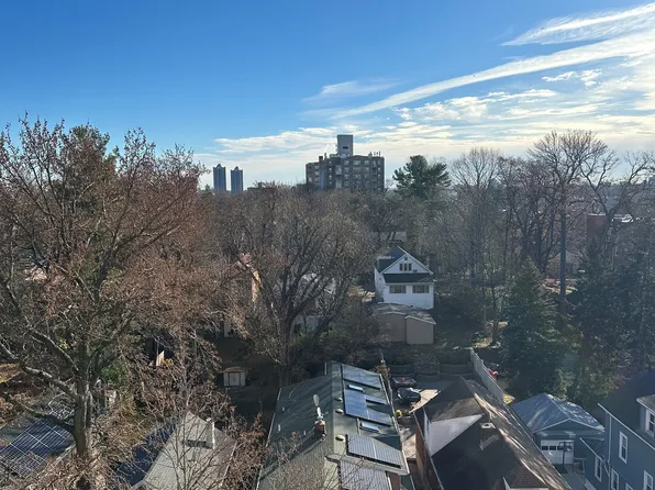 3103 Fairfield Avenue image 11 of 17