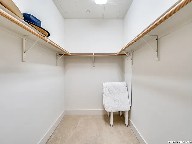 610 E Market St #2711 — Photo 7