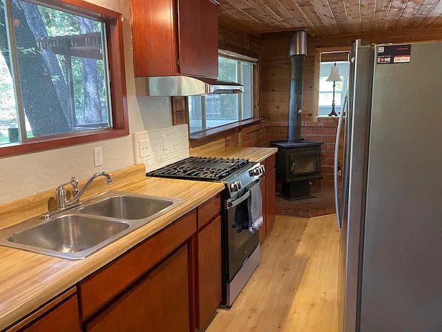 Kitchen from kitchen door.