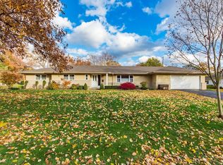 3850 Surrey Hill Pl, Columbus, OH 43220