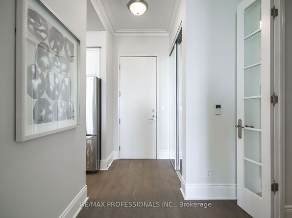 Additional property image - 3888 Duke Of York Blvd #GPH27, Mississauga, ON L5B 4P5