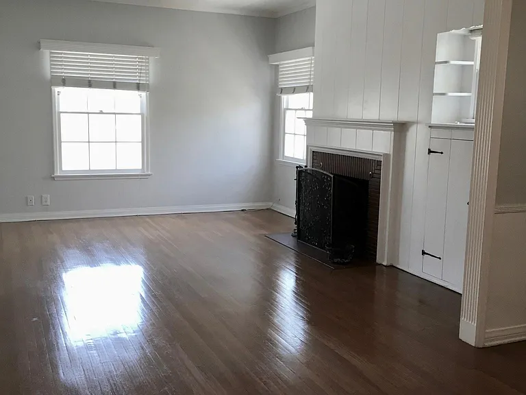 112 N Edgemont St #3 — Photo 4