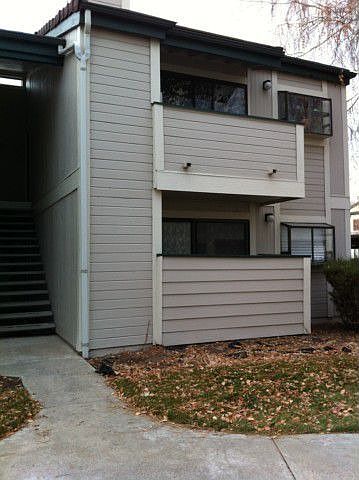 1st image of 2445 Sycamore Glen Dr