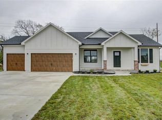19611 W 196th Ter, Spring Hill, KS 66083