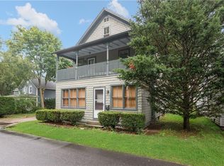 376 Woodruff Ave, South Kingstown, RI 02879