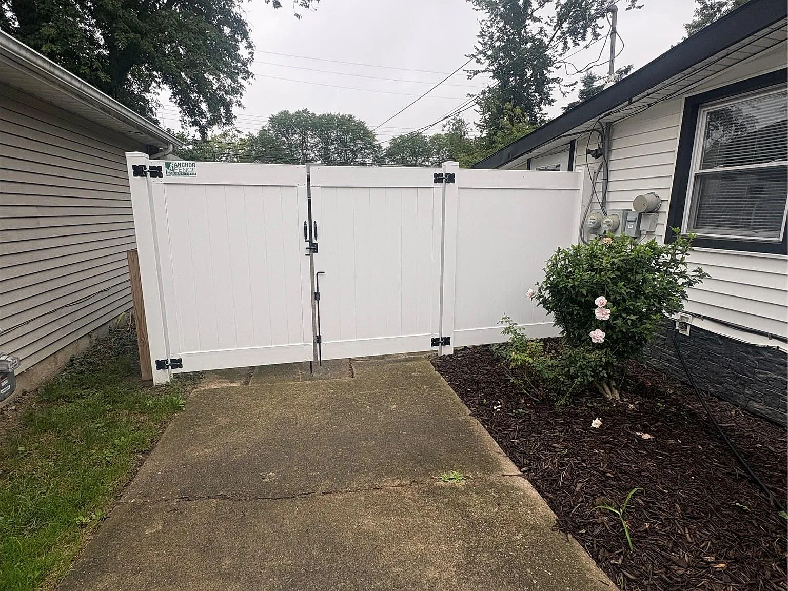 2 bed, 1.0 bath, 967 sqft, $1,750 — Photo 4