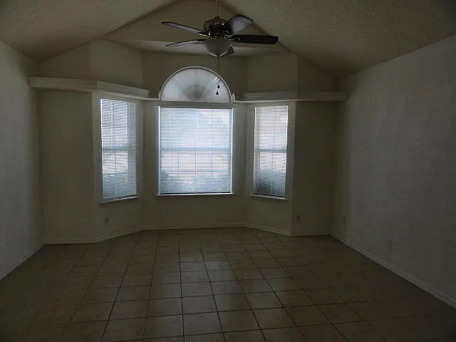 7736 Luz De Camino Way — Photo 3