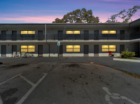 2475 18th Ave S, Saint Petersburg, FL