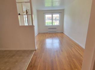 142-03 Horace Harding Expy, Flushing, NY 11355