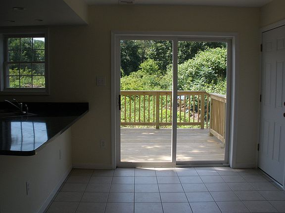 Eat in Kitchen - Sliders to Deck