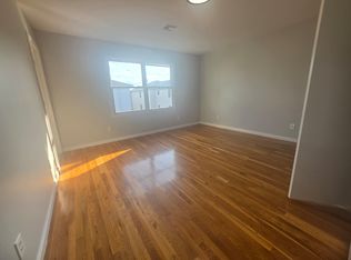 107 Tichenor St FLOOR 3, Newark, NJ 07105