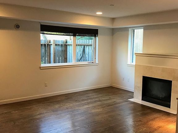 4th image of 2233 14th Ave W APT 1