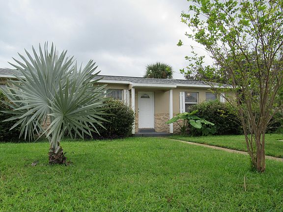 4th image of 26 Byron Ellinor Dr #B