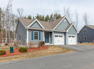5 Redwood Rd, Hudson, NH 03051