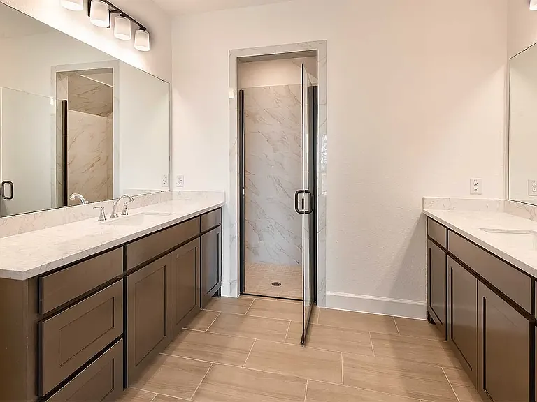 2124 Eastleigh Dr — Photo 15