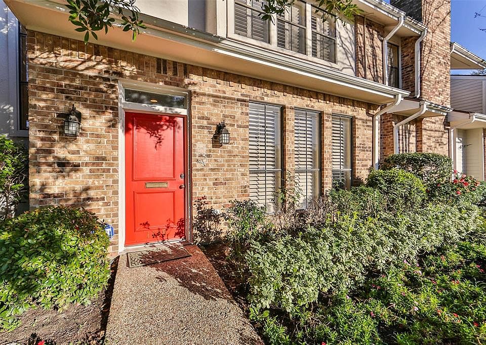 1st image of 1439 Bering Dr #157
