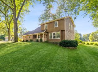 215 Howard Ave, Dundee, IL 60118