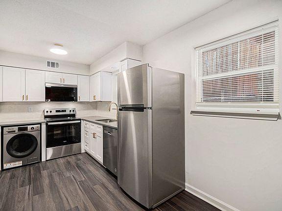 2nd image of 4011 McGee St APT 4