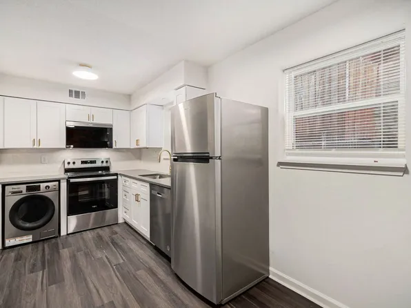 4011 McGee, 4011 McGee St #2, Kansas City, MO 64111