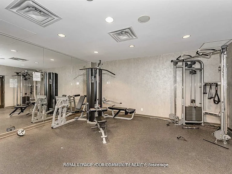 76 Shuter St #1307 — Photo 23