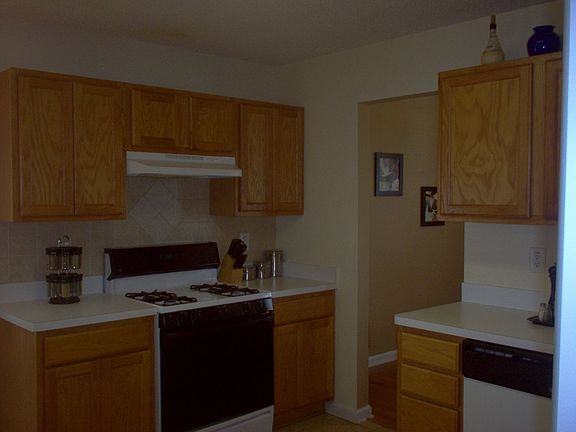 Large Kitchen w/...