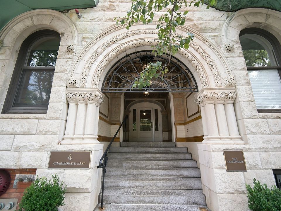 1st image of 4 Charlesgate E APT 107