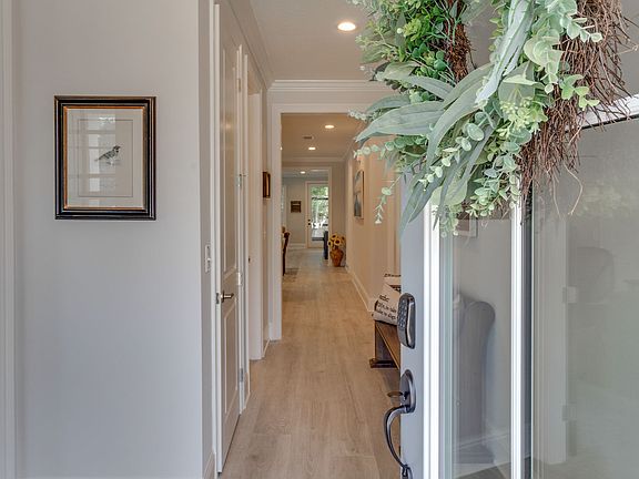 Representative of similar plan. Colors and finishes may vary.