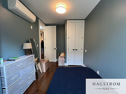 5th image of 396 S 5th St APT 3B