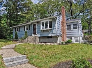 97 Pond St, Franklin, MA 02038