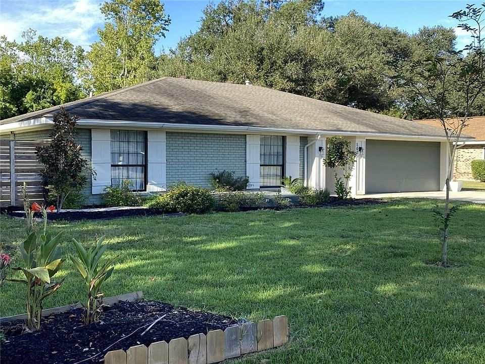 1st image of 107 Cecile Dr
