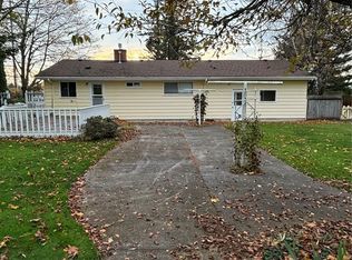 4938 Northwest Dr, Bellingham, WA 98226