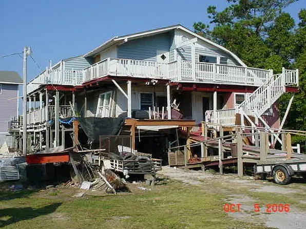 373 Merrimon Rd, Beaufort, NC 28516