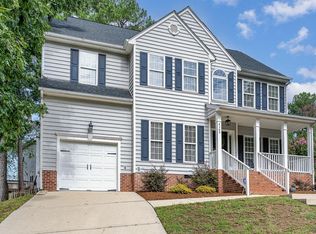 8400 Hobhouse Cir, Raleigh, NC 27615