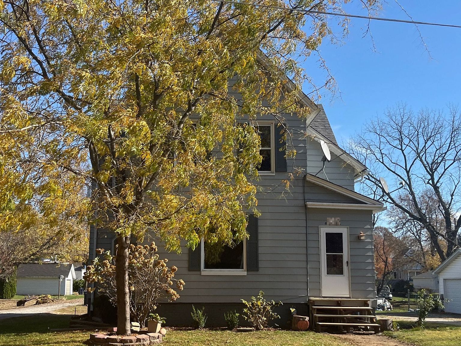 116 S Maple St, Maroa, IL 61756 Zillow