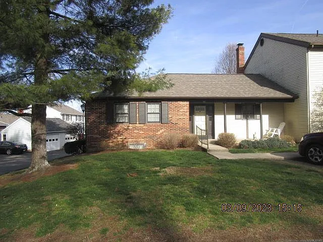 287 Constitution Dr photo 1