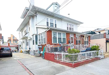 1718 West 11th Street