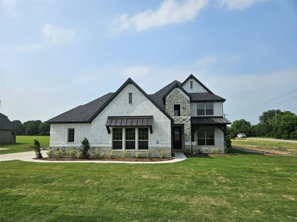216 Redwood Cir, Trenton, TX 75490