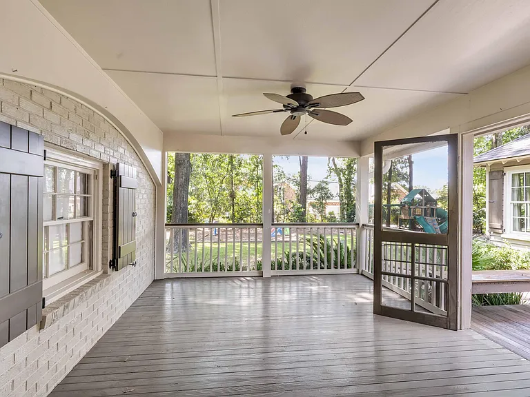 618 Pelzer Dr — Photo 24