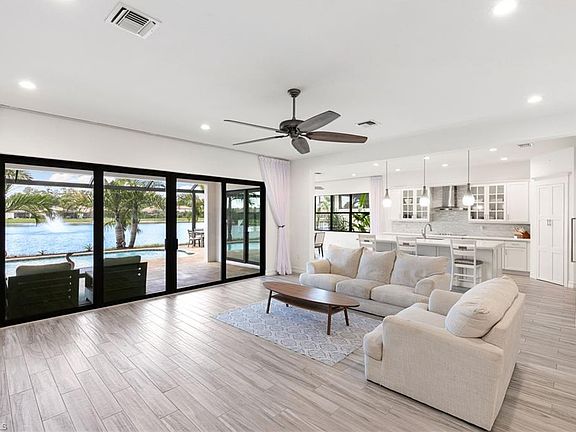 4th image of 9344 Glenforest DR