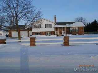 216 N Dutcher St, Corunna, MI