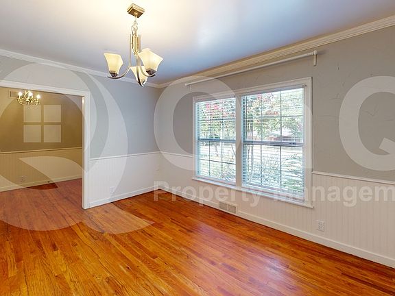 5th image of 2010 N Locust St
