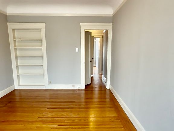 3rd image of 3565 Fillmore St #307