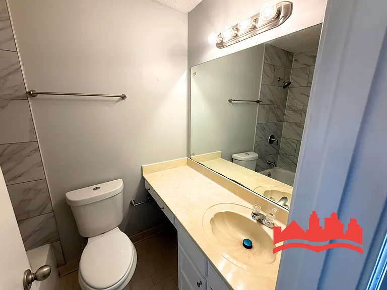 6786 Greenbark Dr — Photo 16