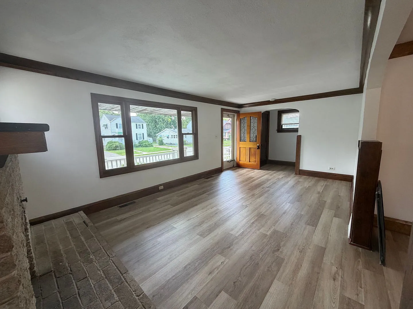 Updated 3 Bed 1.5 Bath at 19031 Monterery — Photo 4